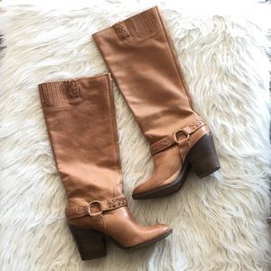 On Trend Lucky Brand Boots